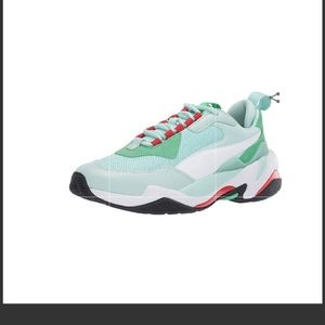 Puma Sneakers